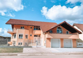 Gemütliches & geräumiges Apartment mit Balkon